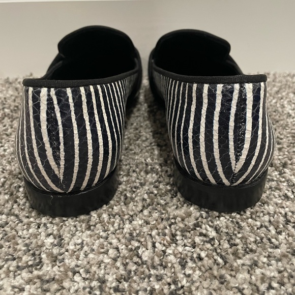 Tory Burch Evette patent leather penny loafers, size 7.5 - Picture 4 of 12